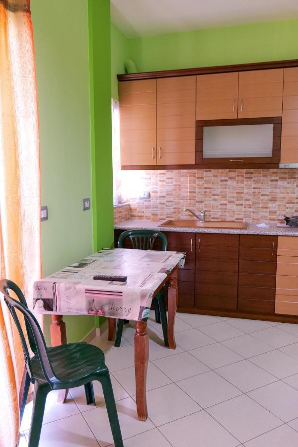Vila Lida Sarandë Exterior foto